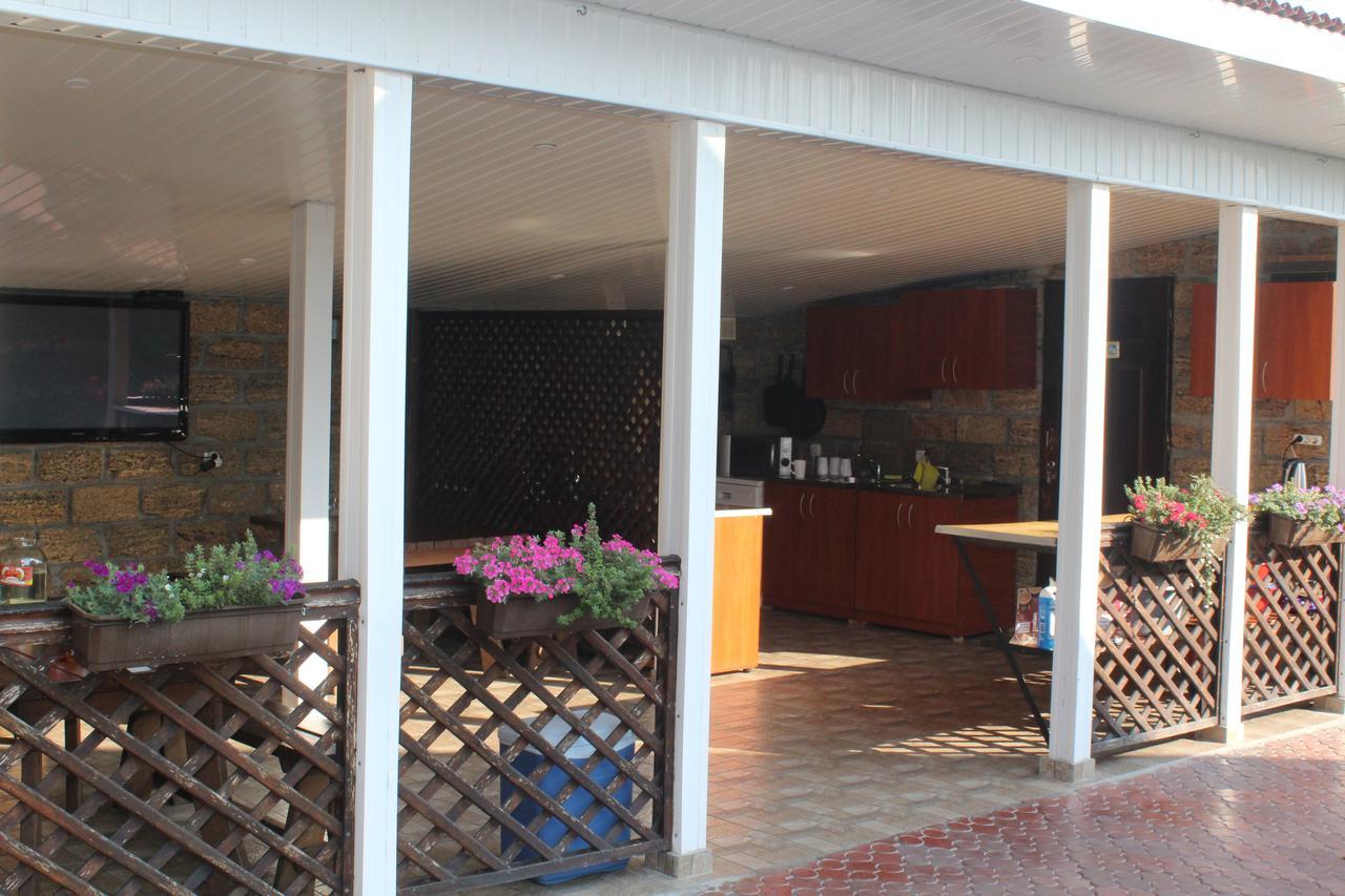 Hotel-Complex Mizh Triokh Ozer Свитязь Экстерьер фото
