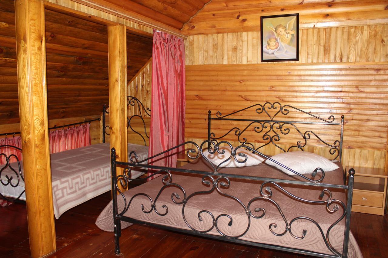 Hotel-Complex Mizh Triokh Ozer Свитязь Экстерьер фото